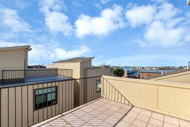 720 W 8th St, Houston, TX 77007 - photo 7