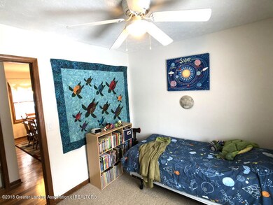 4642 Palmer St, Lansing, MI 48910 - photo 6