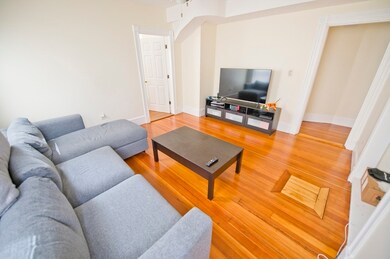 8 Draper St unit 1, Dorchester, MA 02122 - photo 4