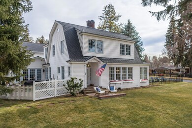 708 NW Riverside Blvd, Bend, OR 97701 - photo 5