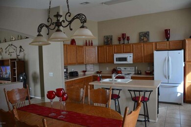 Dining Room & Kitchen