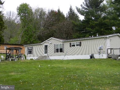 32 Machamer Rd, Douglassville, PA 19518 - photo 7