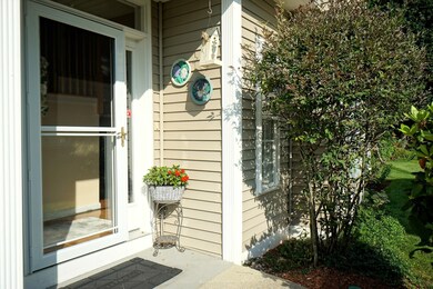 6 Old Stage Rd, Litchfield, NH 03052 - photo 4