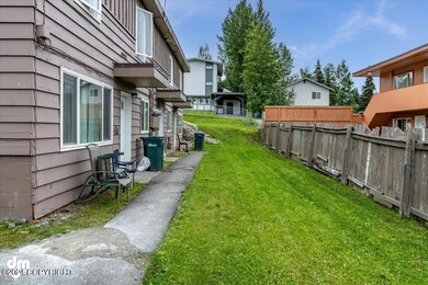 3-Rear Exterior_ELI04277-Edit