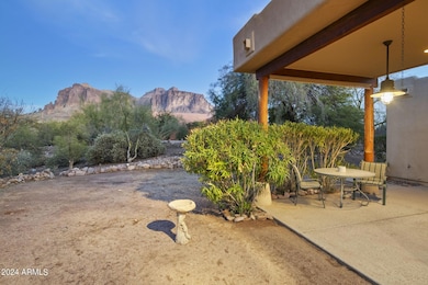 66-web-or-mls-4858-e-jacob-waltz-st