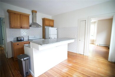 102 Camp St unit 2, Providence, RI 02906 - photo 4