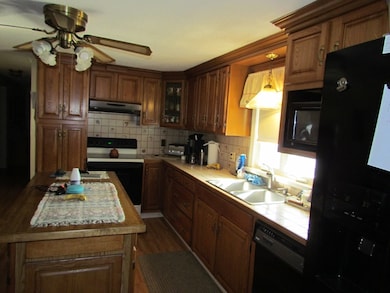 82 Laroche St, Ludlow, MA 01056 - photo 7