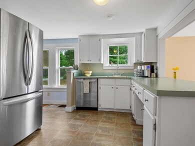 7 - 251 BPR kitchen1