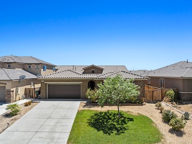 3366 Arrowhead Ct, Rosamond, CA 93560 - photo 2