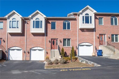 131 Fruit Hill Ave unit 20, North Providence, RI 02911 - photo 2