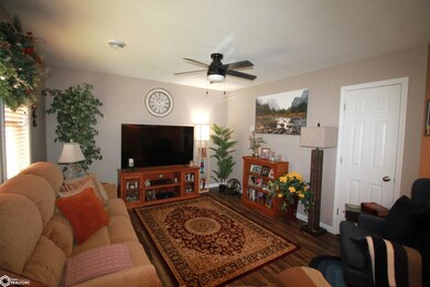 508 E Stuart St, Clarinda, IA 51632 - photo 3