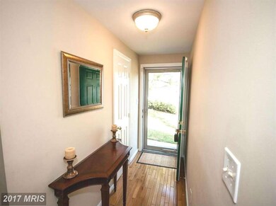 13827 Laura Ratcliff Ct, Centreville, VA 20121 - photo 3