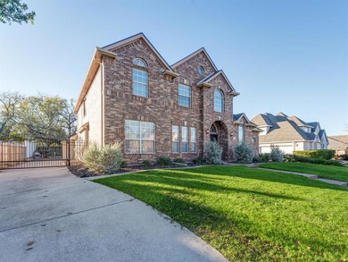 317 Fanning Dr, Hurst, TX 76053 - photo 3