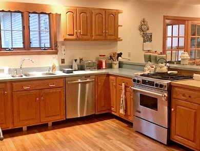 19 Southern, Vernon, VT 05354 - photo 6