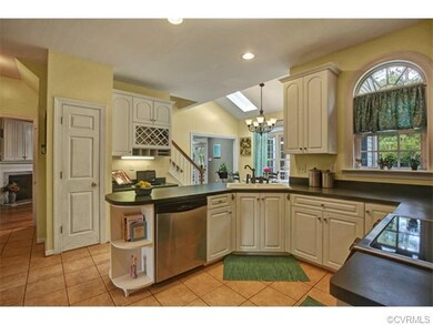 Kitchen has updated stainless steel appliances, ce