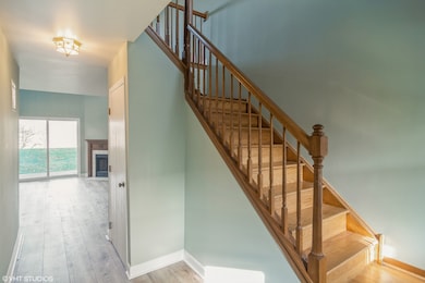 734 E Whispering Oaks Ct unit 10E, Palatine, IL 60074 - photo 2