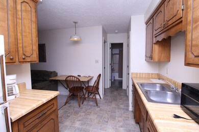 100 Laurel Cove Dr unit 21, Hopkinsville, KY 42240 - photo 4