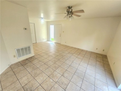 223 Melvyn Dr unit B, Belle Chasse, LA 70037 - photo 5