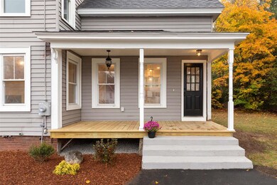 39 Epping St, Raymond, NH 03077 - photo 2