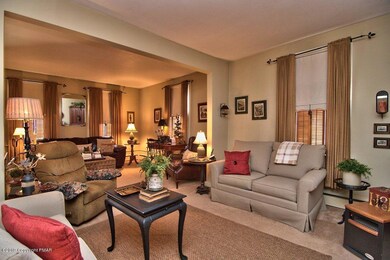 732 Lehigh St, Jim Thorpe, PA 18229 - photo 3