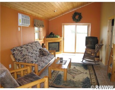 986 23 3 4 (Unit 1) St, Chetek, WI 54728 - photo 3