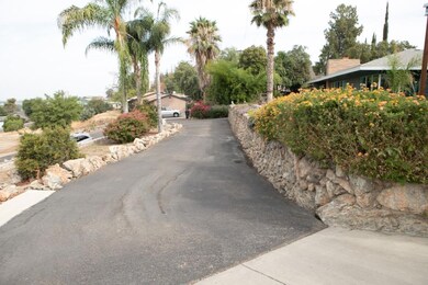 final Highland access drive into the car