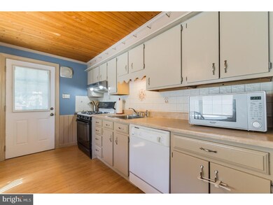 305 Sheppard Ave, Runnemede, NJ 08078 - photo 6