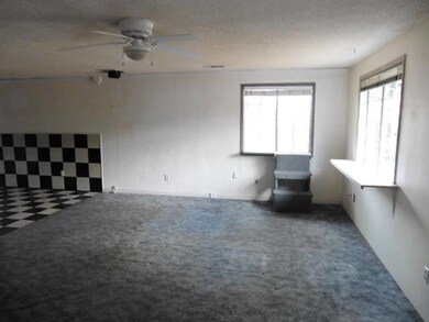 620 Freeman Rd, Central Point, OR 97502 - photo 5