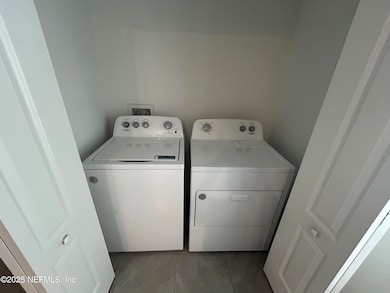 Washer and Dryer Included