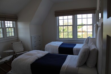 108 Cliff Bedroom