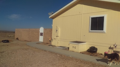 9833 E Avenue d4, Lancaster, CA 93535 - photo 4