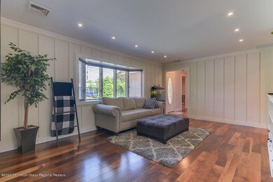 95 Oak Tree Ln, Toms River, NJ 08753 - photo 6