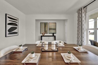 001 - Dining Room + Foyer 03