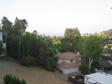 4900 Llano Dr, Los Angeles, CA 91364 - photo 3