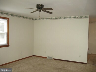 17313 Cloverleaf Rd, Hagerstown, MD 21740 - photo 7
