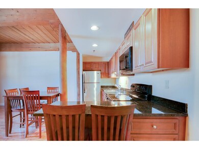 335 Spruce St unit 2J, Manchester, NH 03103 - photo 3