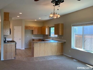 1628 S 7th St, Independence, OR 97351 - photo 7