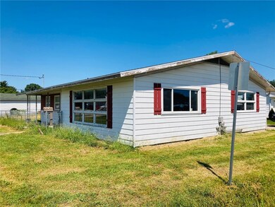 202 N Henrietta St, Effingham, IL 62401 - photo 3