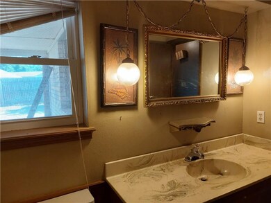 Main Bath