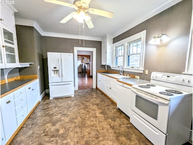 308 Adams Ave, La Grande, OR 97850 - photo 7