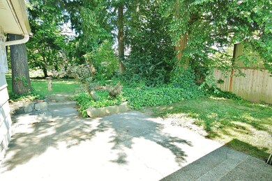 22312 30th Ave S, Des Moines, WA 98198 - photo 3