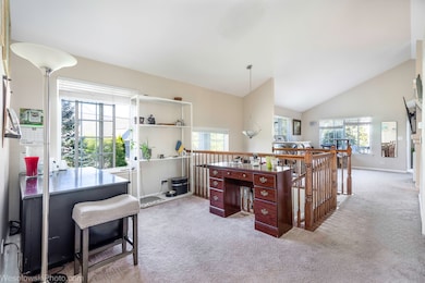 644 S Rosehall Ln unit 644, Round Lake, IL 60073 - photo 7