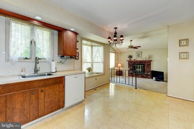 222 Swedes Run Dr, Delran, NJ 08075 - photo 6