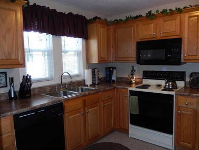 250 Center St, Auburn, IN 46706 - photo 7