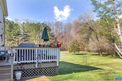 975 West Leigh Dr, Charlottesville, VA 22901 - photo 3