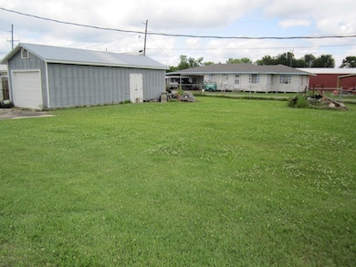 105 E 13th St, Larose, LA 70373 - photo 2