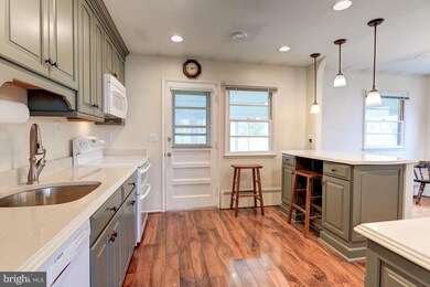 1201 Swallow Ct, Halethorpe, MD 21227 - photo 7