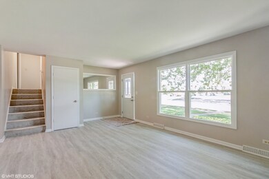 5 Redstart Rd, Naperville, IL 60565 - photo 4