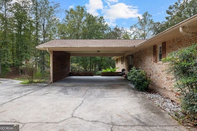 131 Cannongate Cir, Sharpsburg, GA 30277 - photo 4