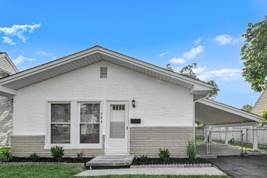 624 Savannah Dr, Columbus, OH 43228 - photo 2